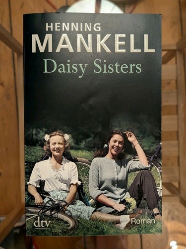Daisy sisters von henning - sisters,